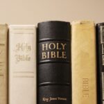 25 Melhores Versículos sobre o Dia da Bíblia que mostram a importância da Palavra de Deus